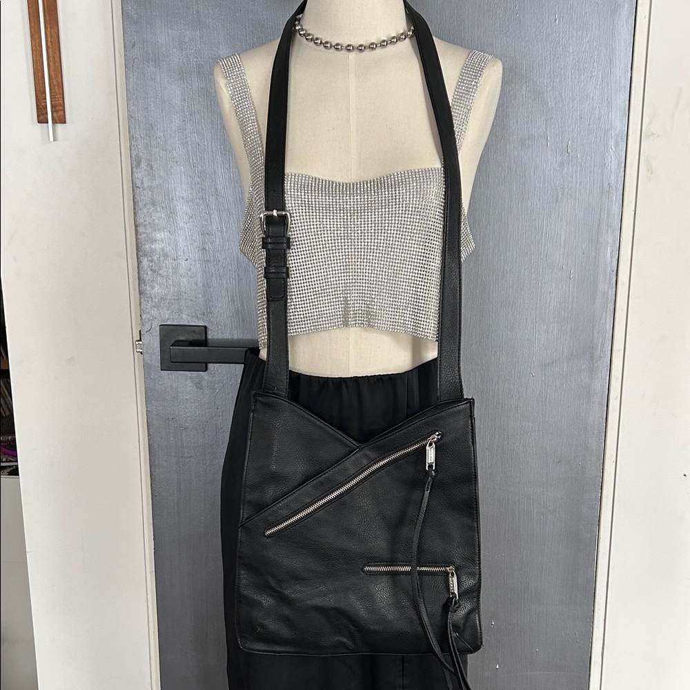 Motto zippered black Crossbody Bag - Tom Ford style